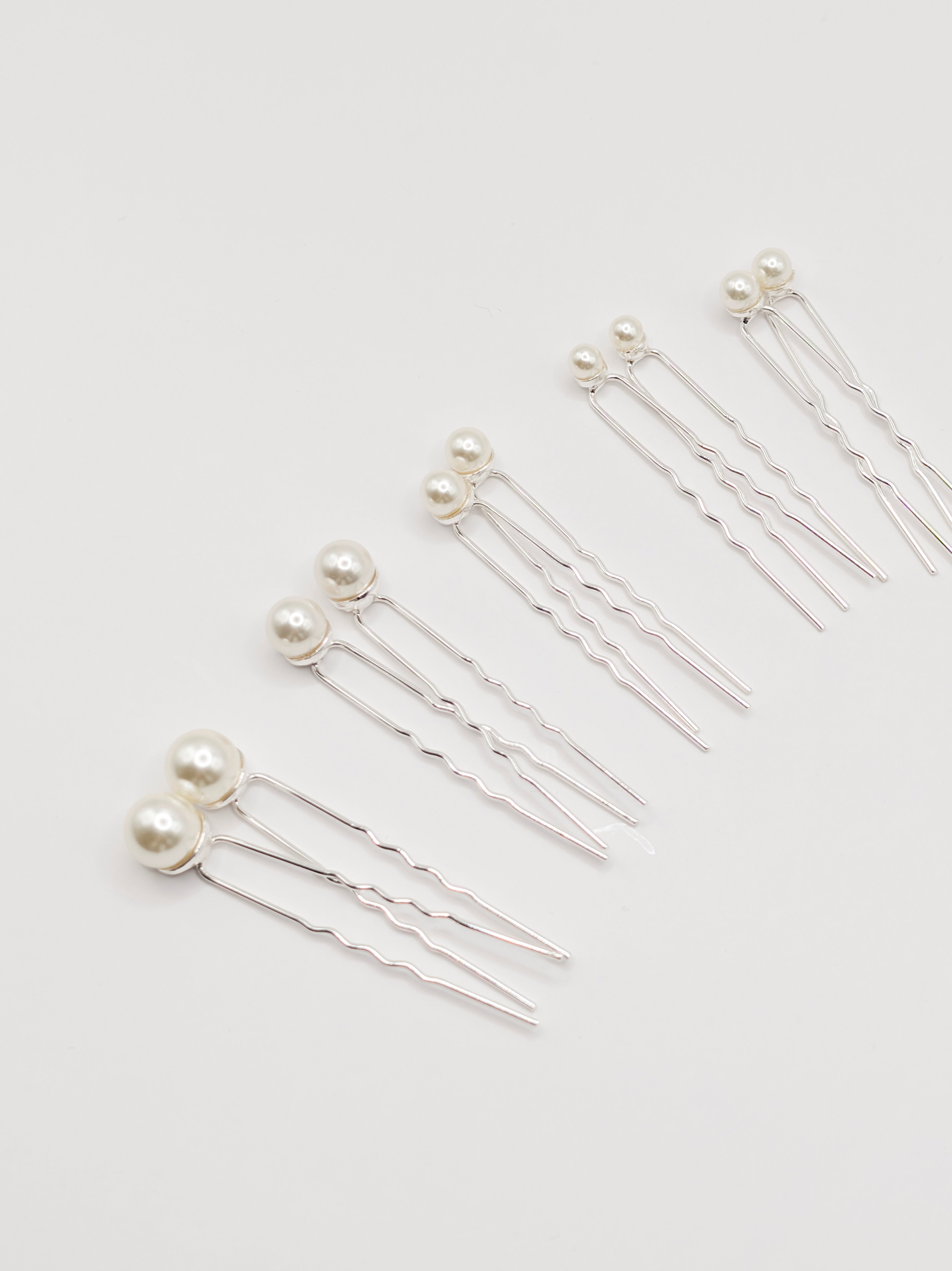Aria Pearl Hair Pins
