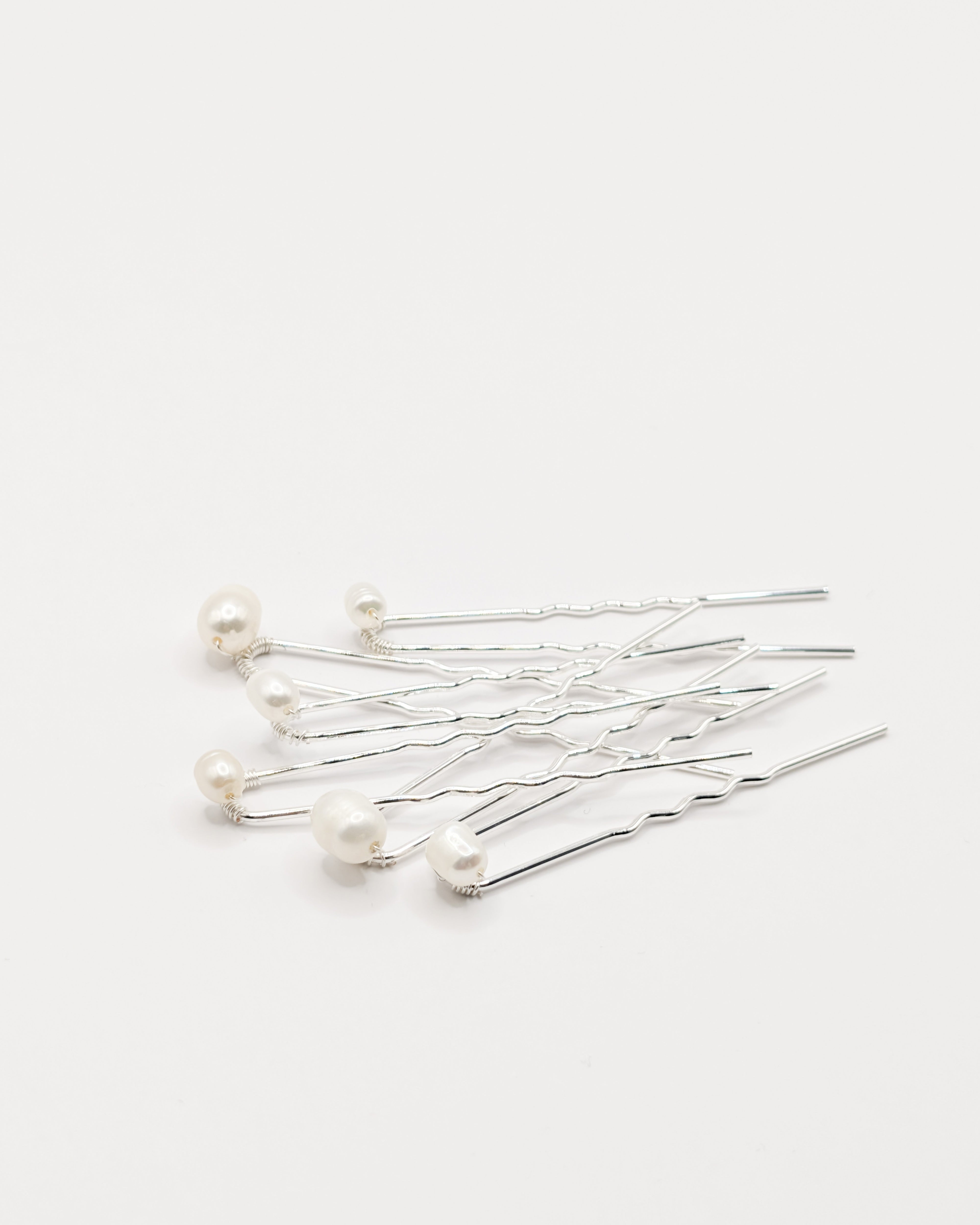Mona Freshwater Pearl Hair Pins