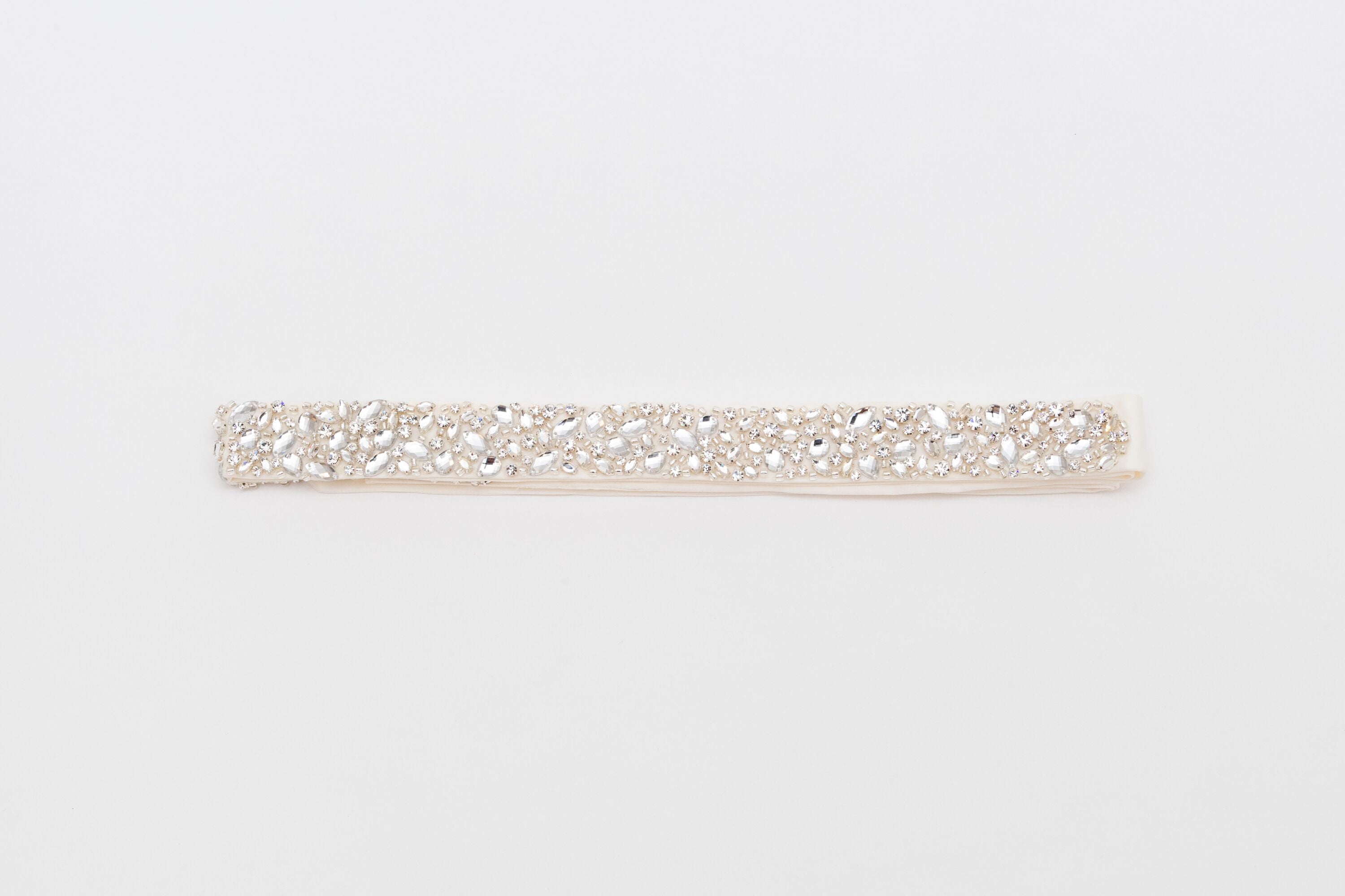 ivory knot-wedding accessories-bridal belts-kim