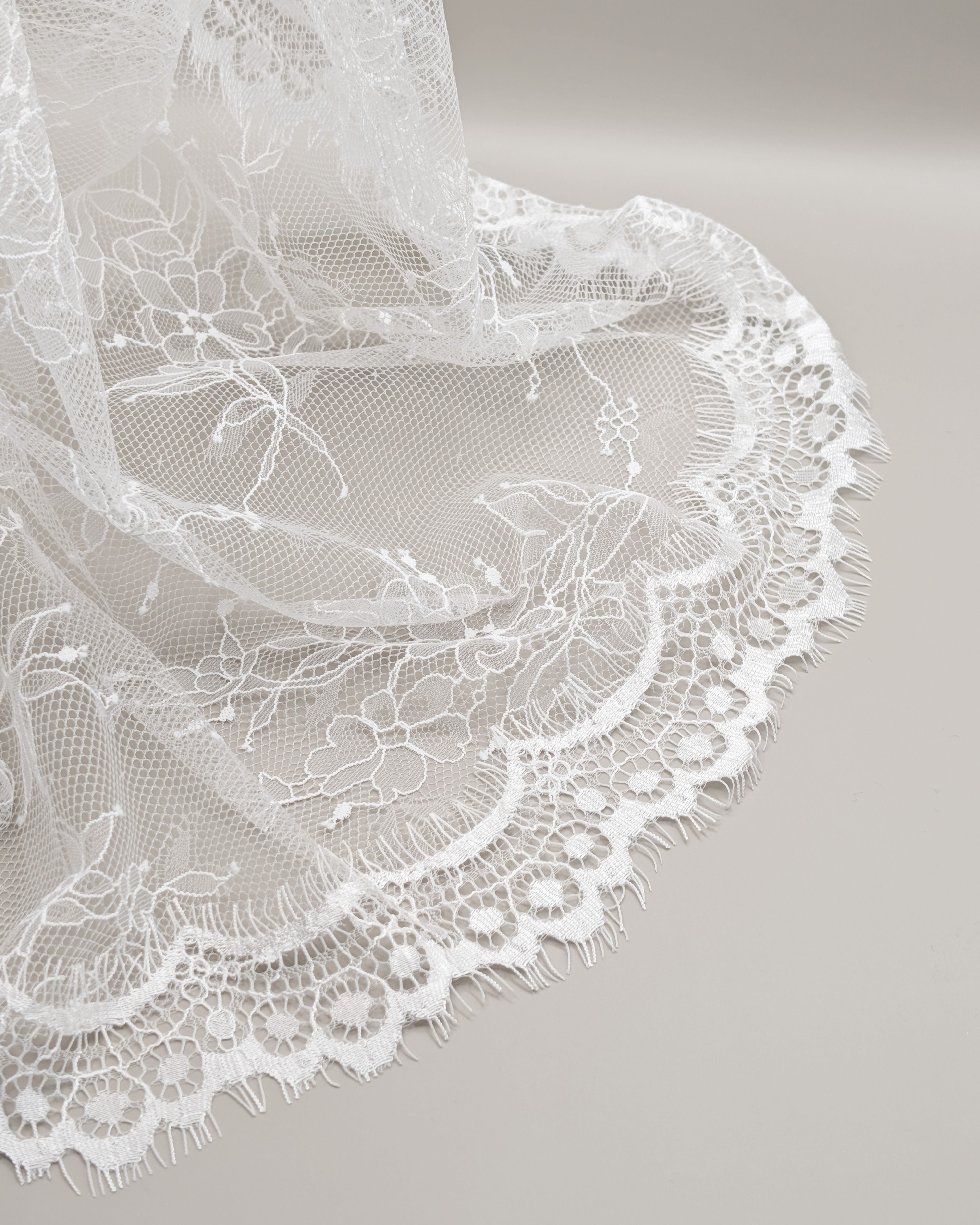 Isabel Veil