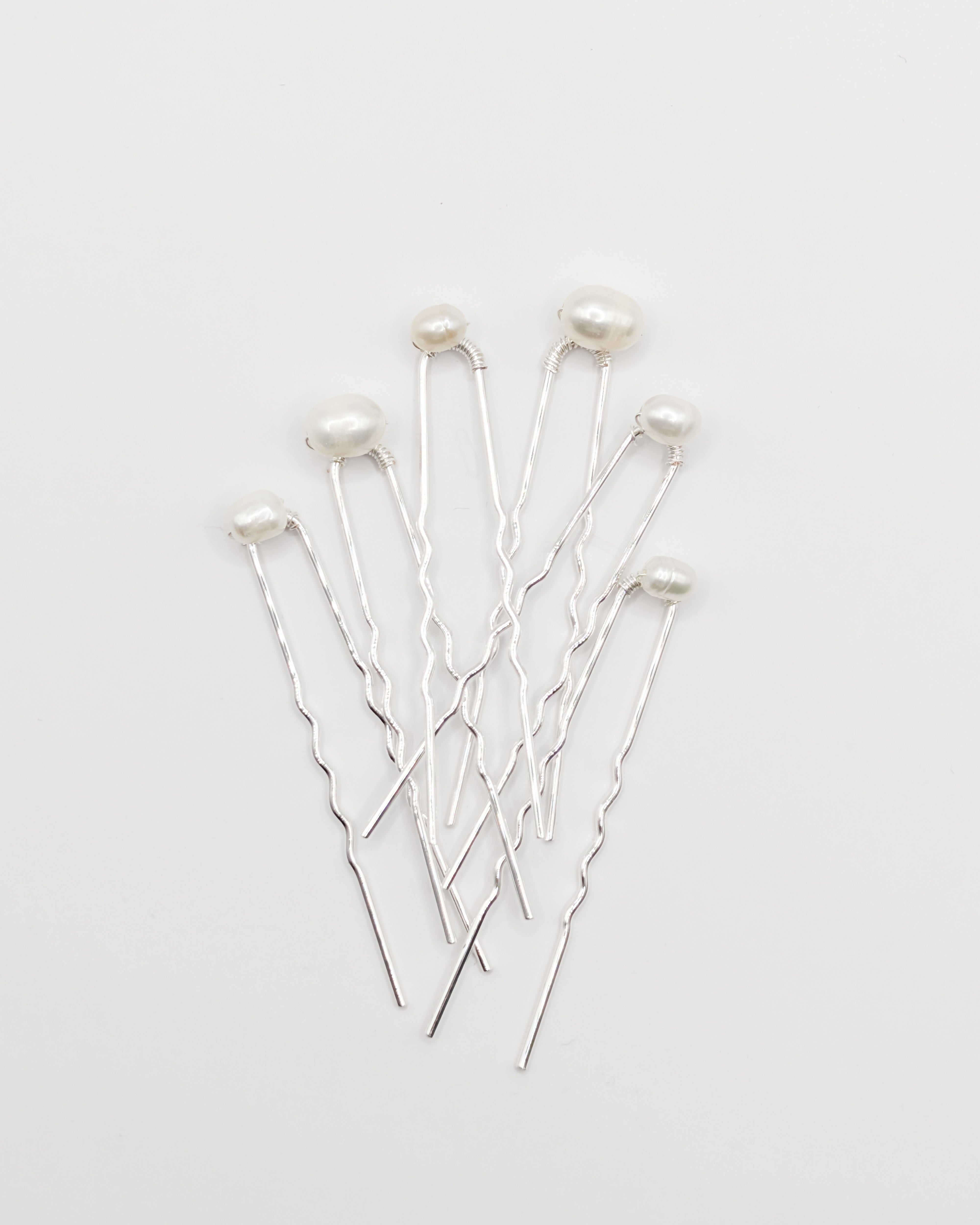 Mona Freshwater Pearl Hair Pins