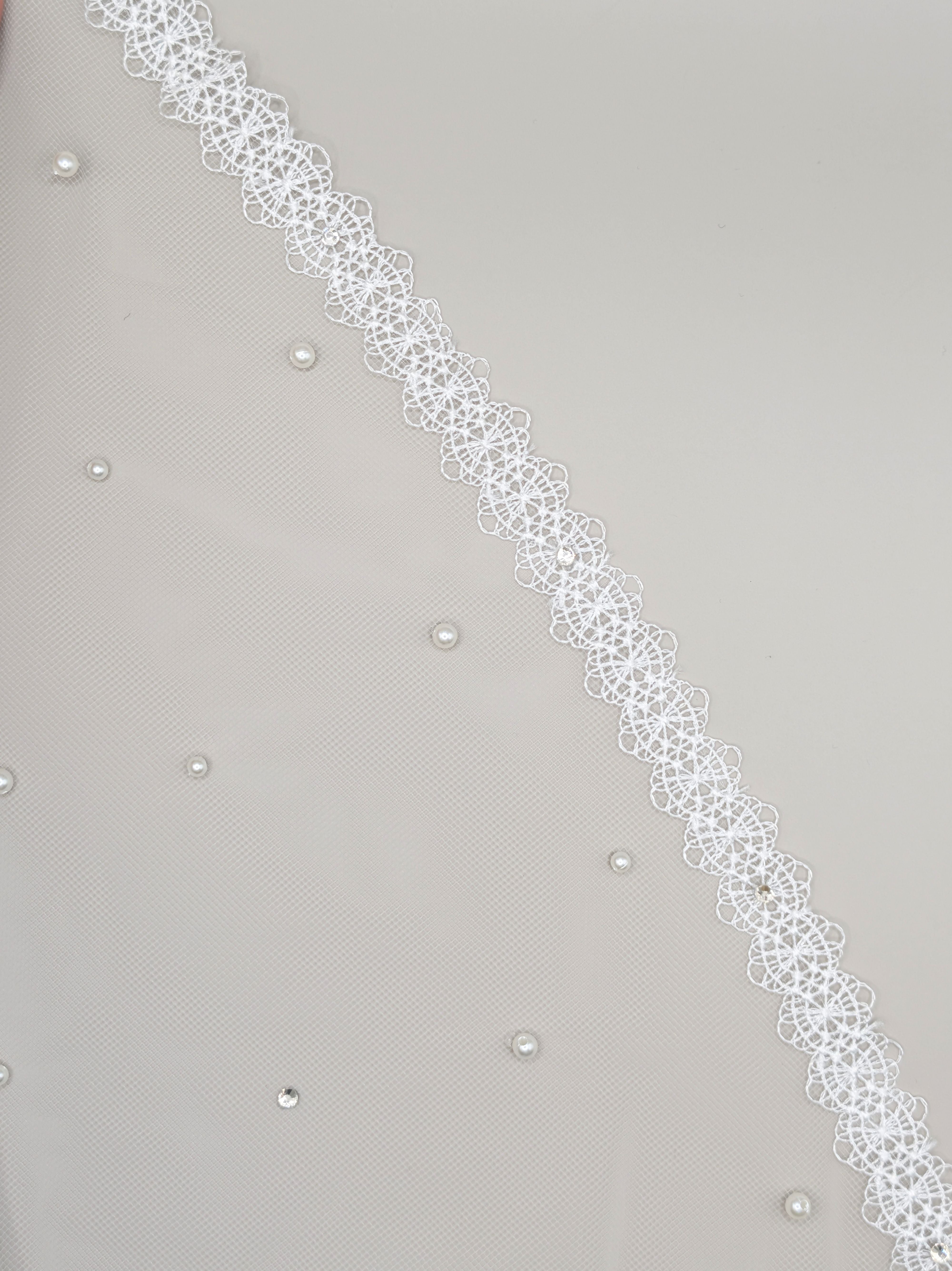 Nora Veil