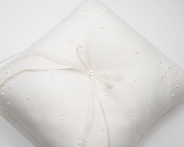 ivory knot-wedding accessories-bridal ring cushions-dina