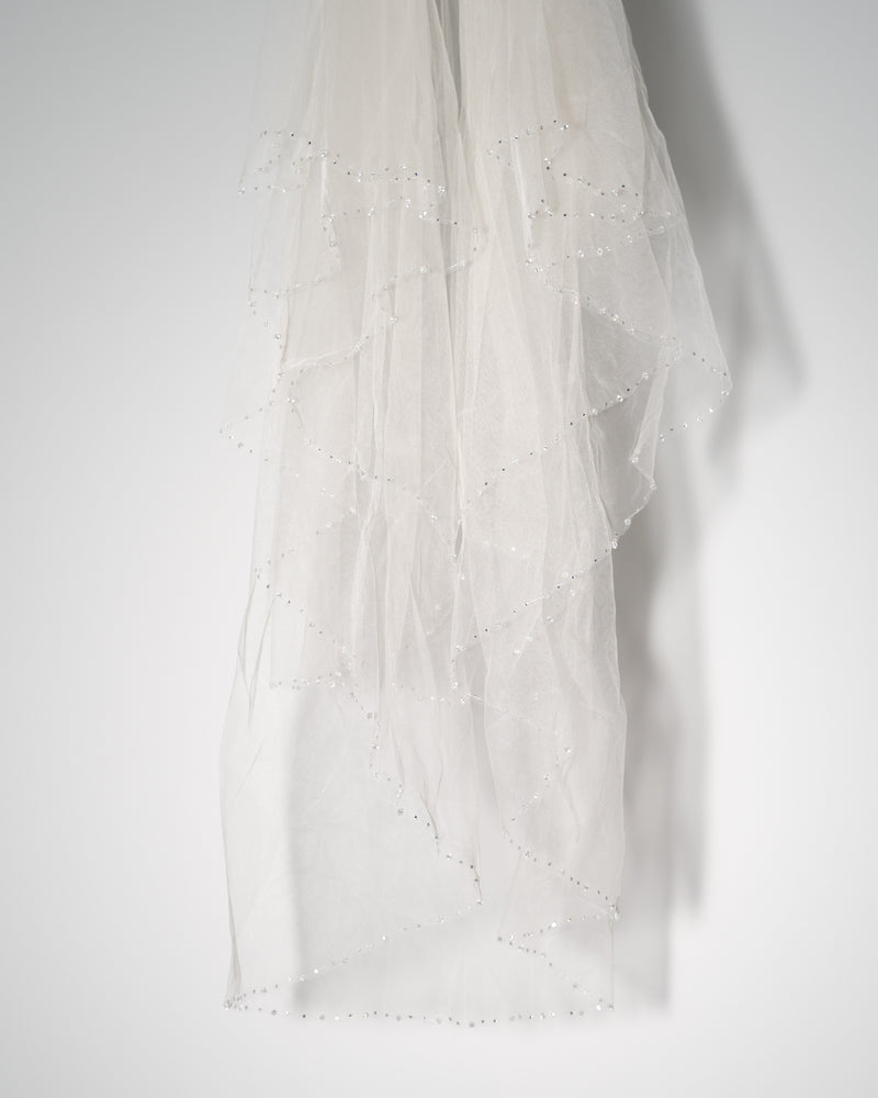 ivory knot- bridal accessories-wedding veils-layla