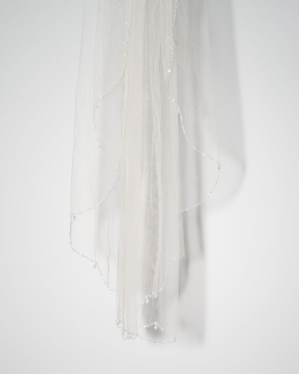 ivory knot-wedding accessories-bridal hair veil-sana one tier
